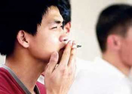 タバコ税引き上げで青少年の健康を守れ！