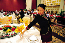 アジア大会の選手村レストランが２５日オープン