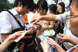 日本地震後初となる広東の旅行ツアー団体が出発。日本への旅行者数は上昇へ