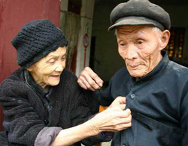 香港男性の平均寿命が８０歳に。世界一の長寿に！
