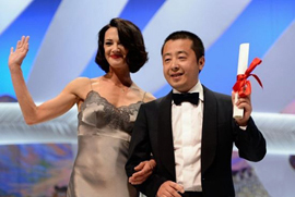 カンヌ映画祭：賈樟柯監督の「天注定」が最優秀脚本賞を受賞