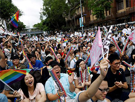 台湾　アジア初の同性婚認める法案が可決