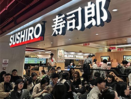上海で「スシロー」がオープン、１４時間待ちの大人気